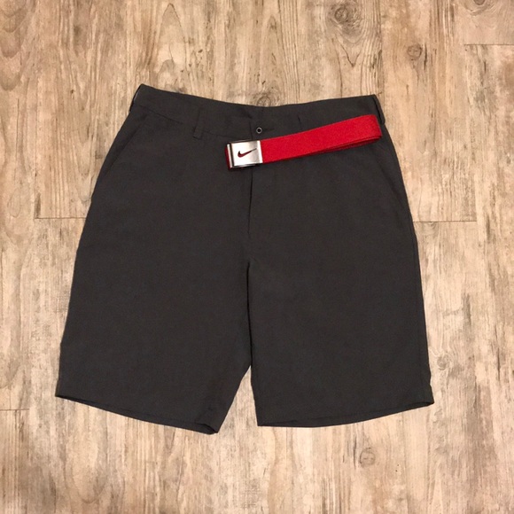 Men’s golf shorts - Picture 1 of 3